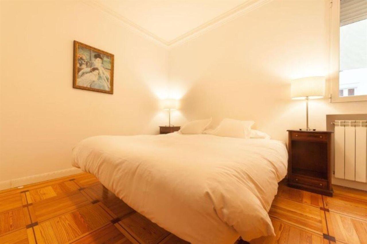 Classical Flat In Barrio Salamanca By Allo Housing Madrid Eksteriør bilde